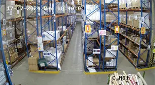 Aisle L-M